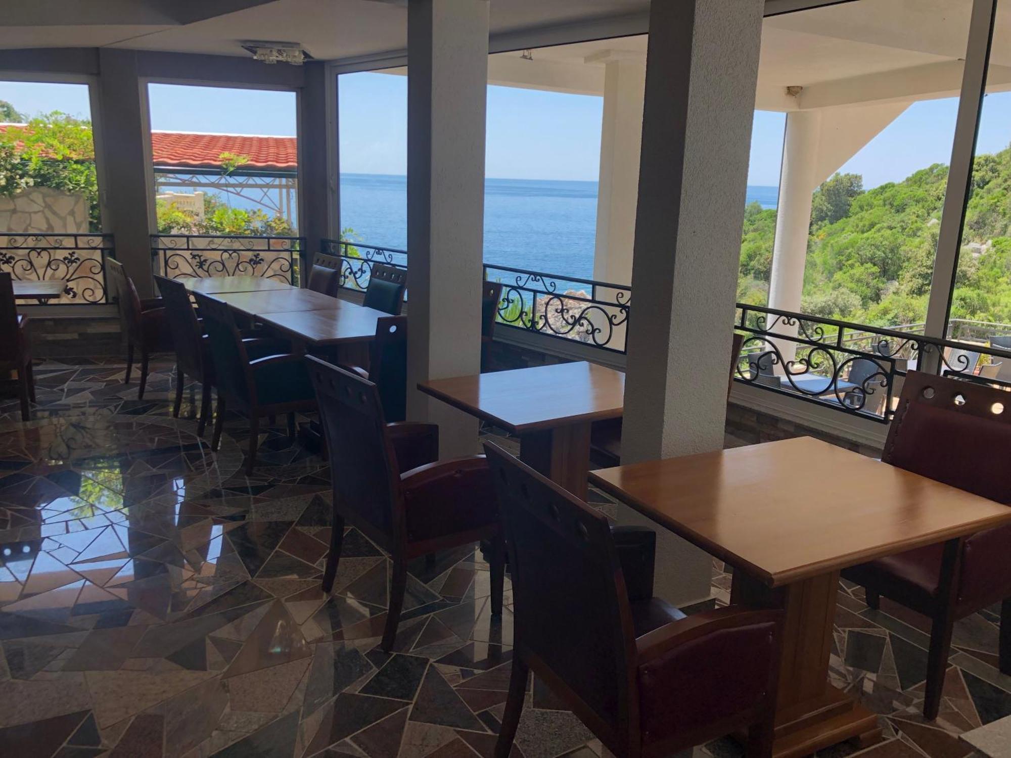 Novalic Hotel Dobra Voda Eksteriør billede