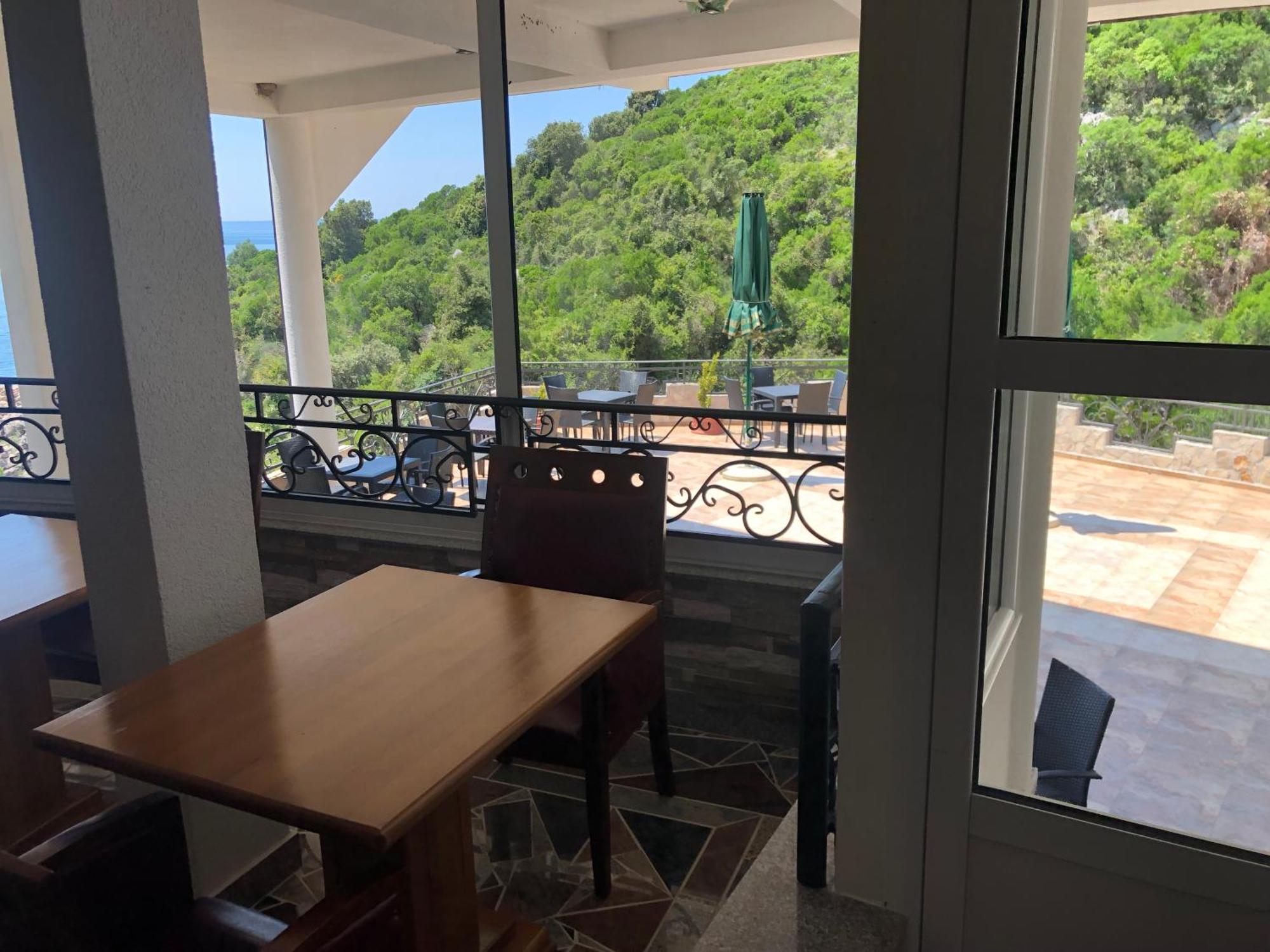 Novalic Hotel Dobra Voda Eksteriør billede